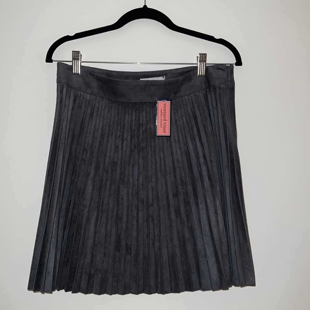 Vineyard Vines Pleated Skirt
